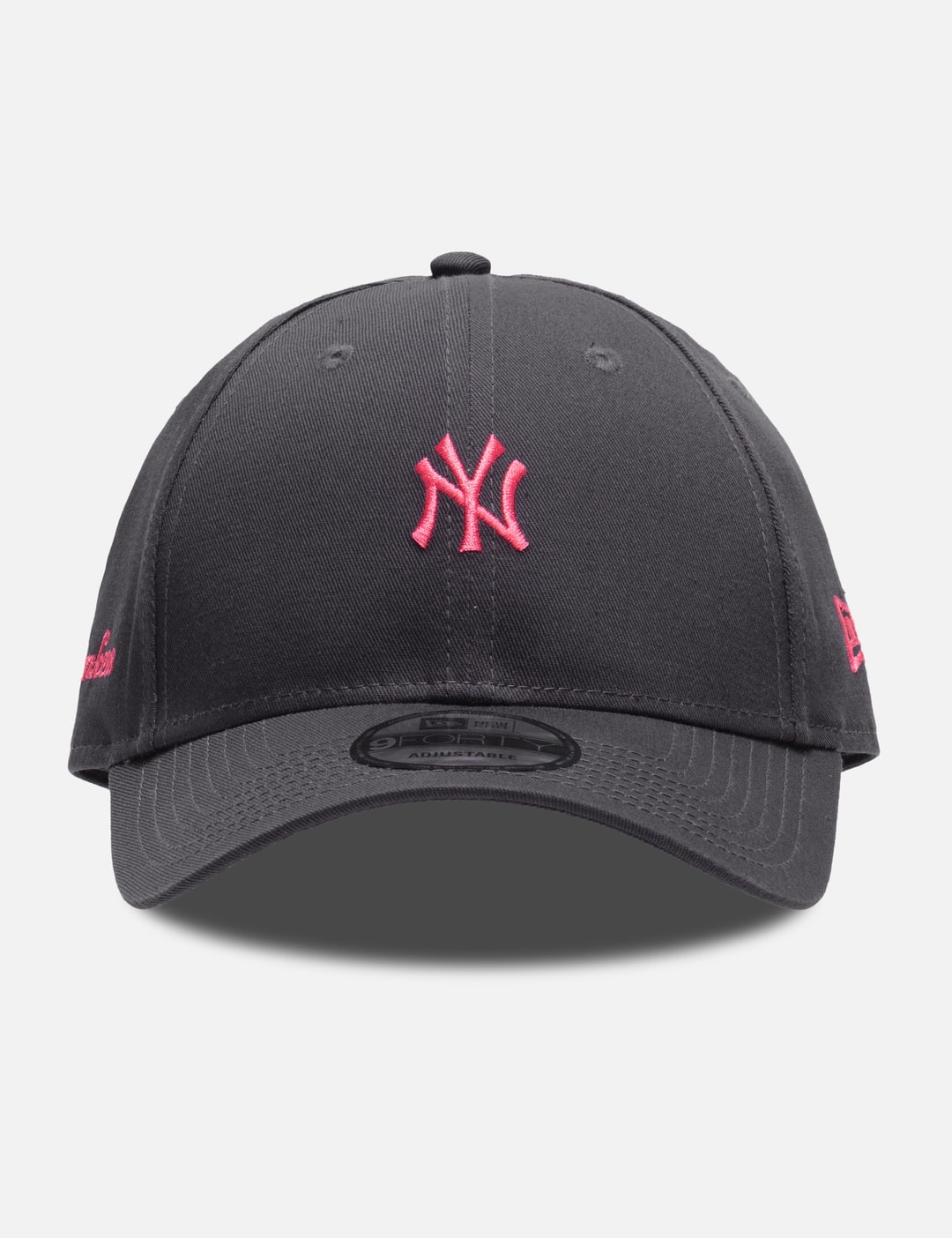 New York Yankees Mini Logo 9Forty Cap