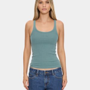 Womens Minimal Thrills Scoop Tank Top